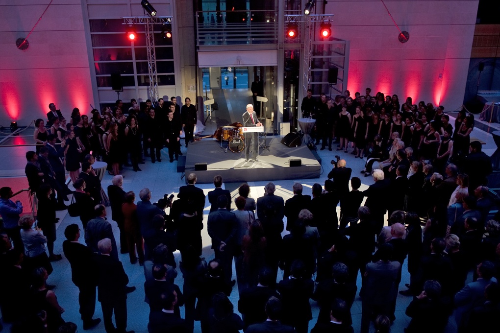Soirée d’inauguration du siège de la Caisse d’Épargne